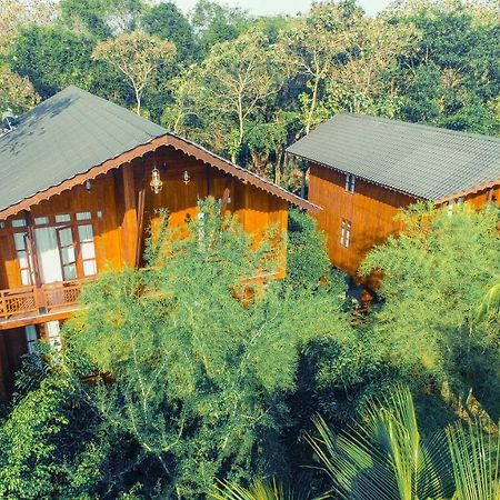 Silver Crown Nature Resort Kombichankulama Buitenkant foto